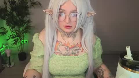 EvaTheWitcher online show from June 15, 9:34 am