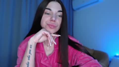 Snapshot of evaxxlove chatting on February 17, 9:00 pm Eva online show from February 17, 9:00 pm
