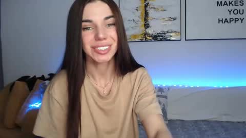 Snapshot of evaxxlove chatting on January 4, 2:46 pm Eva online show from January 4, 2:46 pm