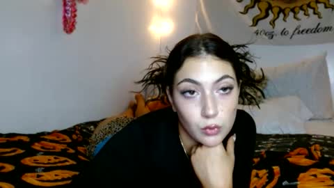 eveexxclusive online show from October 24, 7:36 pm