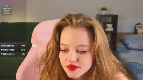 Eveleen online show from December 15, 2:08 am