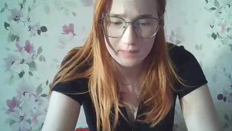 Evelina online show from March 1, 2:43 pm