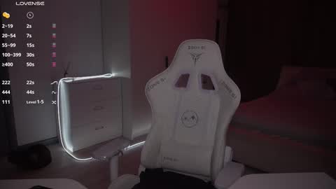 Evelina online show from October 22, 3:03 pm