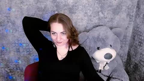 Lydia online show from December 1, 11:03 pm