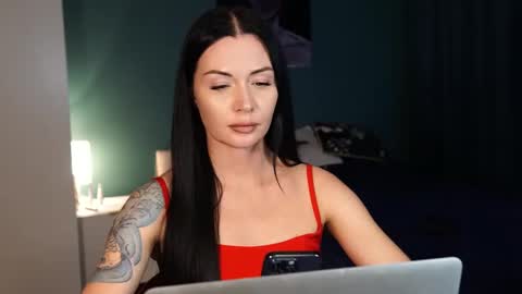 your Love online show from October 20, 9:09 pm