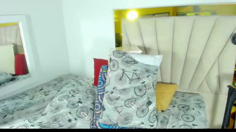 Snapshot of evelonga_707 chatting on January 25, 10:18 pm DAYANITA online show from January 25, 10:18 pm