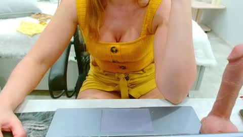 evelove online show from March 4, 5:32 pm