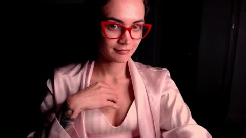 Evelyn online show from November 8, 8:56 pm