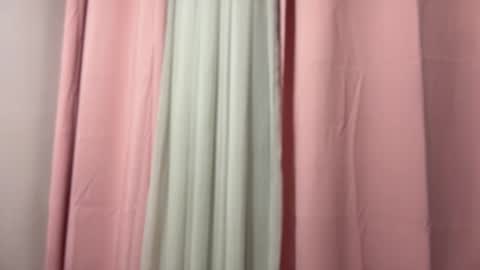 E V E L Y N  online show from December 18, 11:44 pm