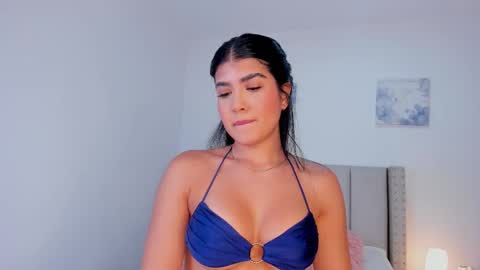 Evelyn online show from September 30, 6:18 pm