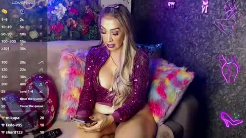 Snapshot of evelynagrey chatting on January 30, 7:39 am EvelynaGrey online show from January 30, 7:39 am