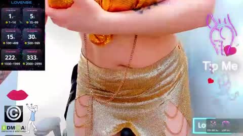 evelyne_rose online show from May 16, 5:37 am