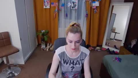 evelynreagan online show from July 6, 5:59 am