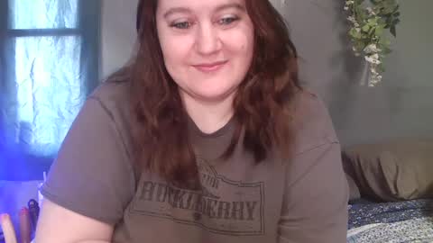 Evelyn Vanderbilt online show from March 12, 1:19 pm