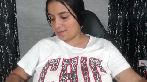 evelin 3 online show from March 7, 9:59 pm