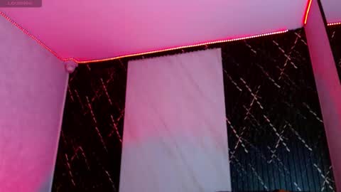 everlin__hot_ online show from February 28, 10:58 pm