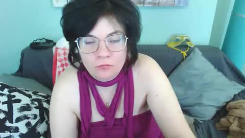 Everly online show from February 10, 1:55 pm