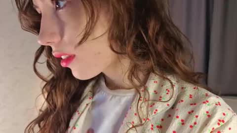 Naomi online show from November 5, 4:14 am