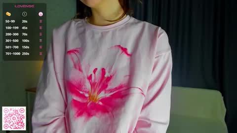 Naomi online show from October 8, 6:25 pm