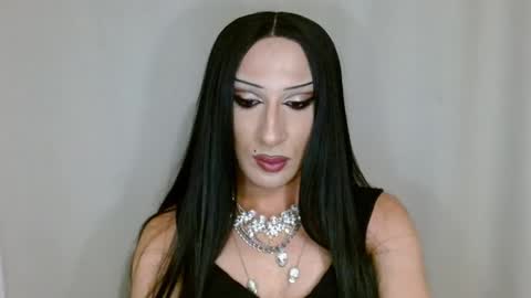 Snapshot of evezephira chatting on September 13, 6:43 pm Supreme Maestra online show from September 13, 6:43 pm