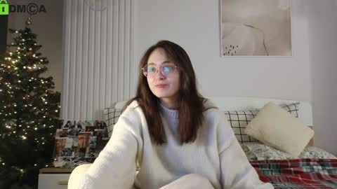 Snapshot of evi_woow chatting on January 6, 7:56 pm evi_woow online show from January 6, 7:56 pm