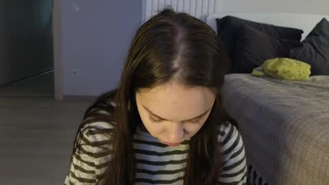 evi_woow online show from March 26, 11:21 pm