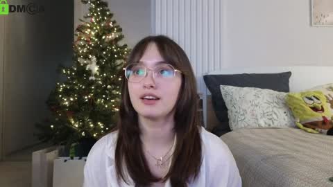 Snapshot of evi_woow chatting on January 14, 9:51 pm evi_woow online show from January 14, 9:51 pm
