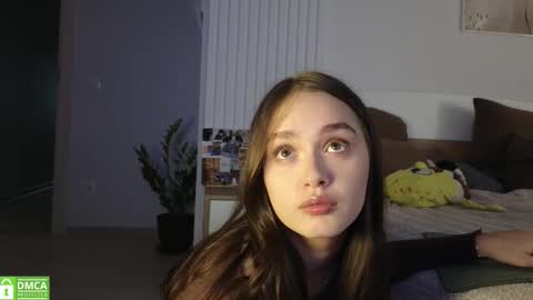 evi_woow online show from October 11, 7:28 pm