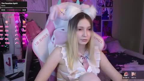 Evie online show from January 8, 11:41 pm