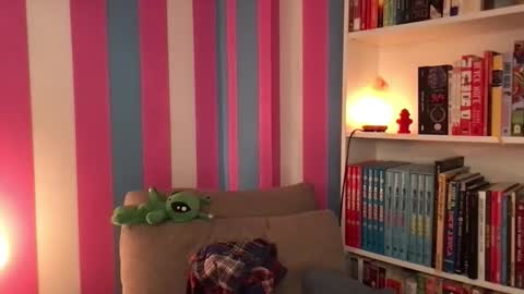 Snapshot of eviecam chatting on October 19, 8:08 am Evie3 online show from October 19, 8:08 am