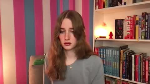 Evie3 online show from October 22, 7:04 pm