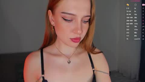Snapshot of eviesapphire chatting on September 10, 7:48 pm Sofia online show from September 10, 7:48 pm
