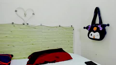 Marley independent model online show from November 28, 8:49 pm