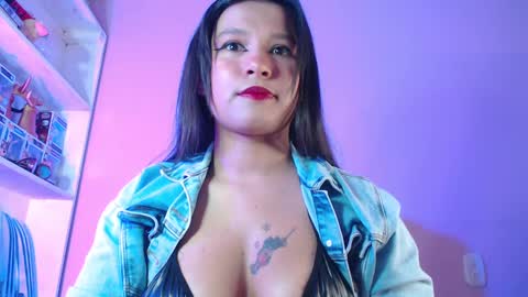 Im Evy online show from January 14, 4:39 pm