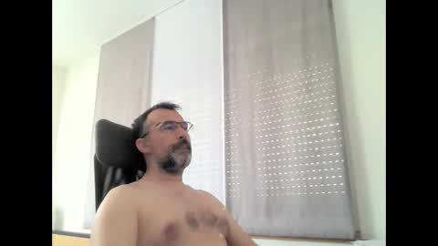 exhibit77 online show from April 16, 6:35 am