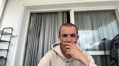 exhibitionist_30 online show from May 10, 11:05 am
