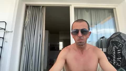 exhibitionist_30 online show from May 9, 10:54 am