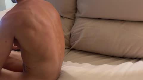 exhibitionist_30 online show from July 27, 9:23 pm