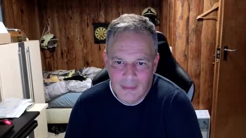 Snapshot of exibe1219 chatting on February 25, 4:57 pm exibe1219 online show from February 25, 4:57 pm