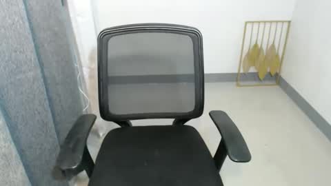 exotic_abby69 online show from October 14, 5:38 pm