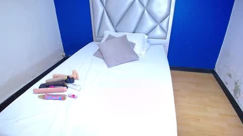 Snapshot of exotic_karmella chatting on January 23, 12:14 am exotic_karmella online show from January 23, 12:14 am