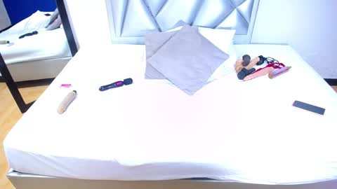 Snapshot of exotic_karmella chatting on January 22, 12:38 am exotic_karmella online show from January 22, 12:38 am