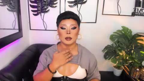 Lindsay online show from June 15, 5:05 pm