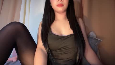 chloee online show from November 2, 2:44 am