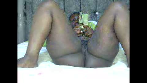 Snapshot of explicitly_certified chatting on March 11, 4:08 am explicitly_certified online show from March 11, 4:08 am