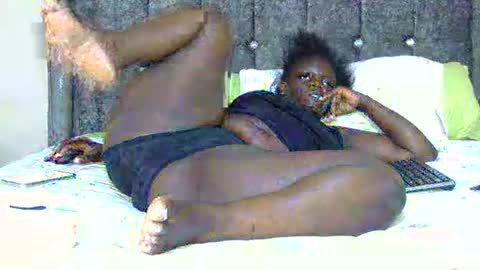 Snapshot of explicitly_certified chatting on March 9, 5:00 am explicitly_certified online show from March 9, 5:00 am