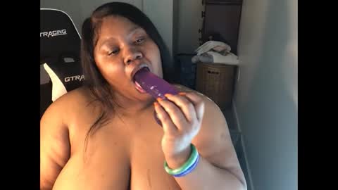 Miss Kitty online show from September 30, 8:08 pm