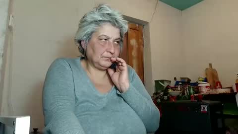 Snapshot of exquisitemature chatting on March 5, 10:22 am ExquisiteMature online show from March 5, 10:22 am