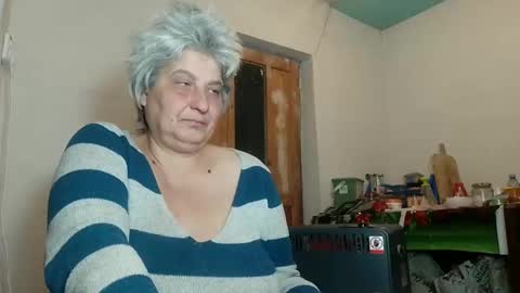 Snapshot of exquisitemature chatting on February 21, 10:48 pm ExquisiteMature online show from February 21, 10:48 pm