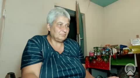 Snapshot of exquisitemature chatting on September 17, 12:03 am ExquisiteMature online show from September 17, 12:03 am